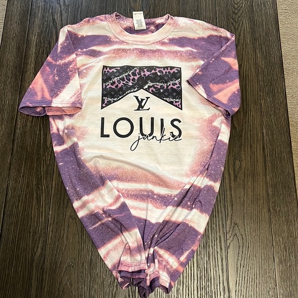 Custom Tee - Picture 2 of 4